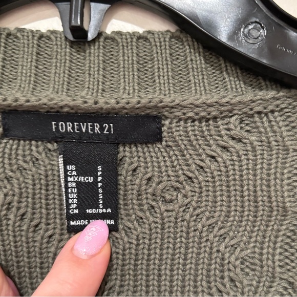Forever 21 sweater jacket size small - Picture 2 of 4